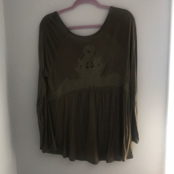 Olive green long sleeve - Picture 2 of 2